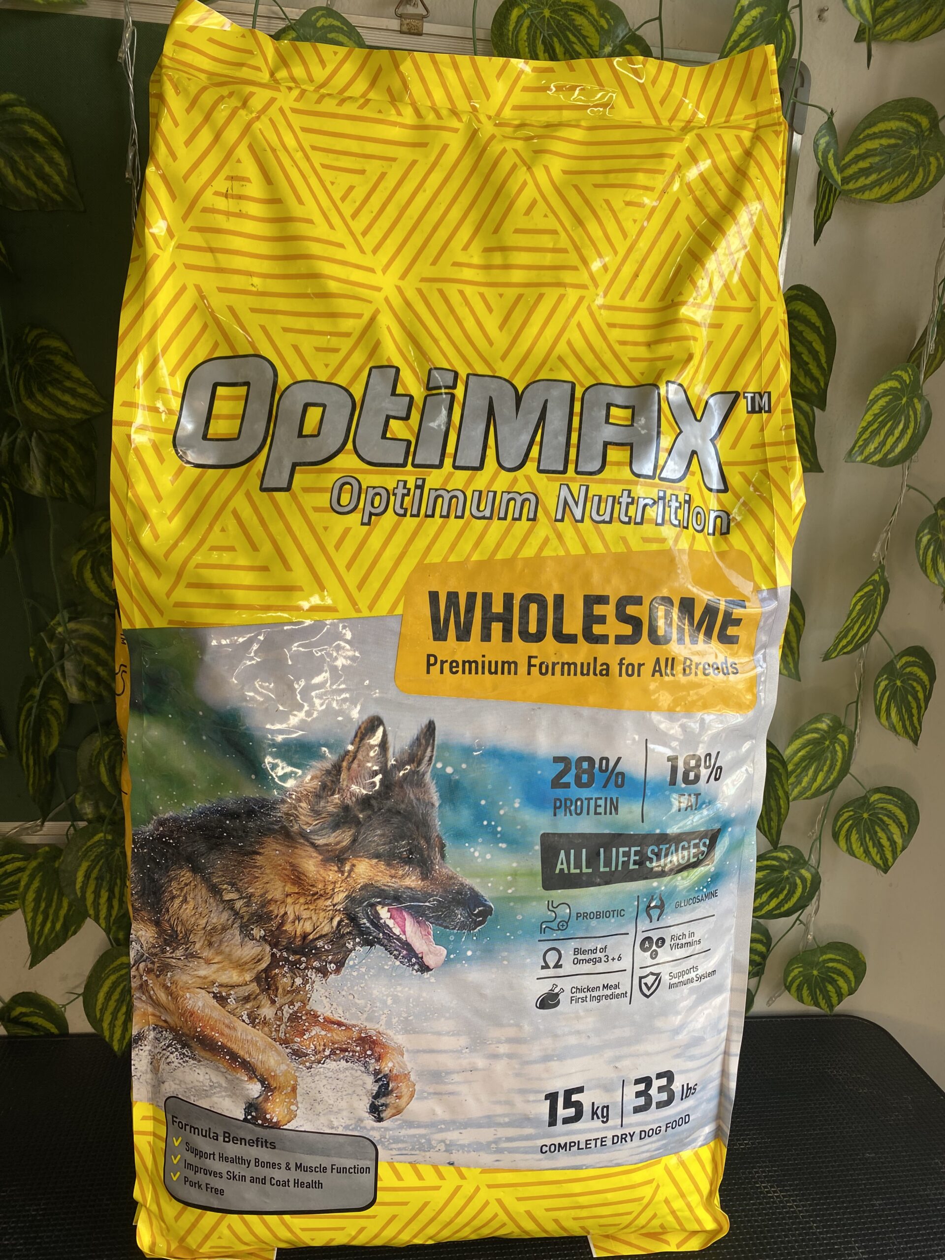 Optimax 15kg Dog food